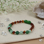 Barnsteen armband baby/peuter cognac / green jade
