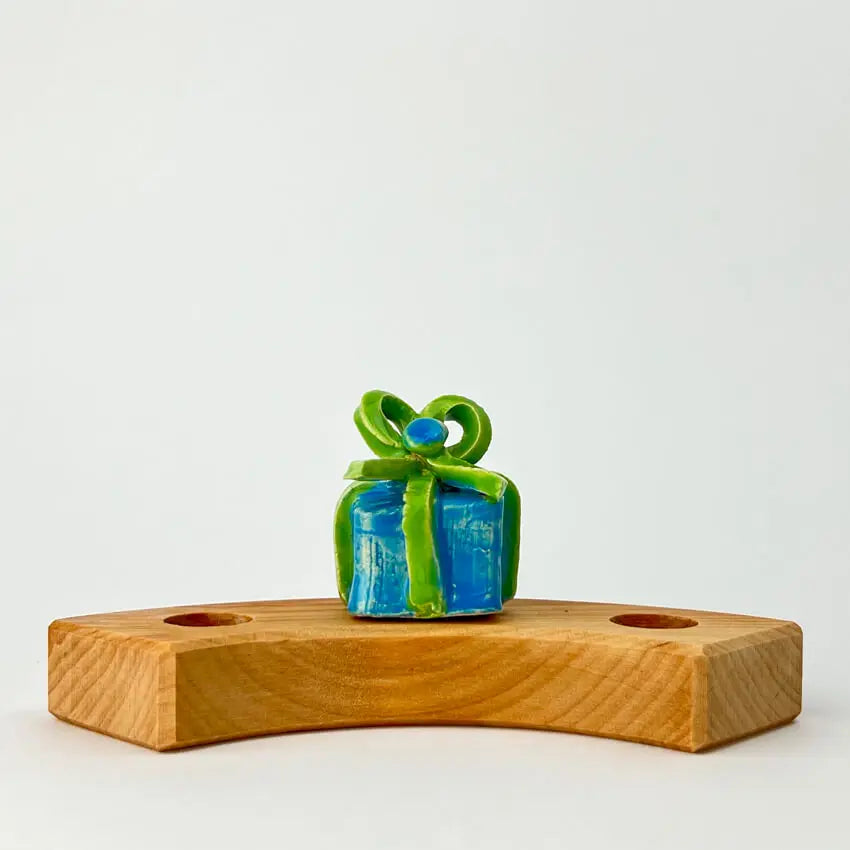 Blauw cadeautje steker