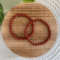 baby-natura-6mm-kogelarmband-rode-jaspis