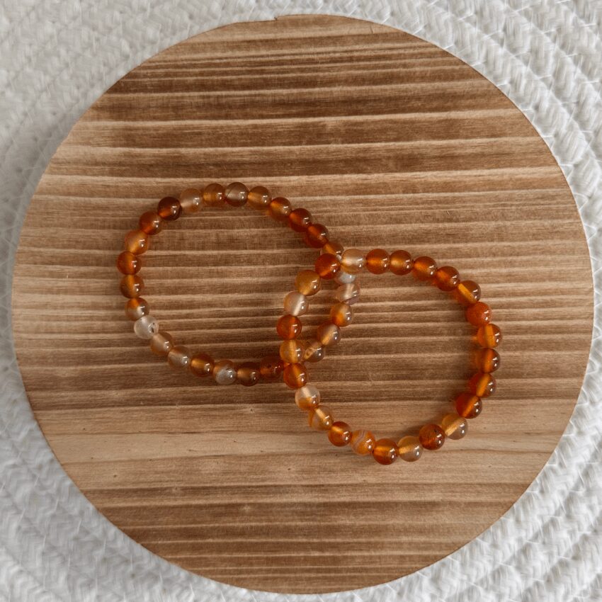baby-natura-kogelarmband-6mm-carneool-dubbel